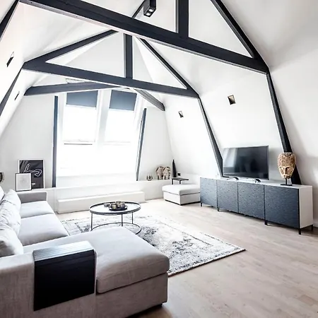 Sack-time Fashion Boutique 6 & 7 * Zandvoort