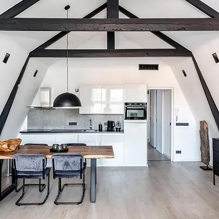 Sack-time Fashion Boutique 6 & 7 Zandvoort