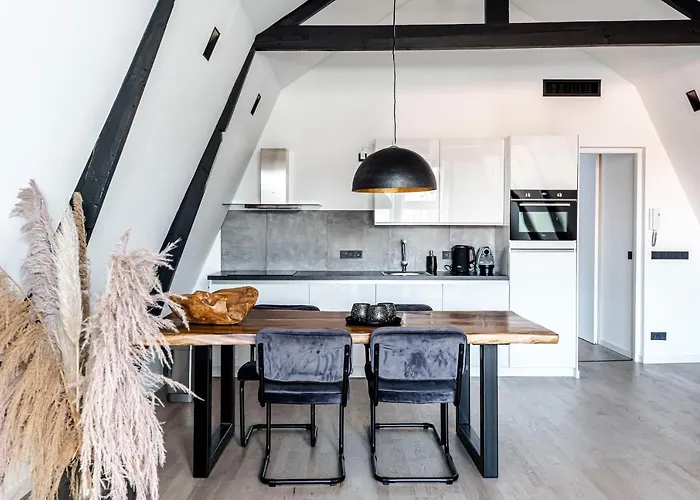 Sack-time Fashion Boutique 6 & 7